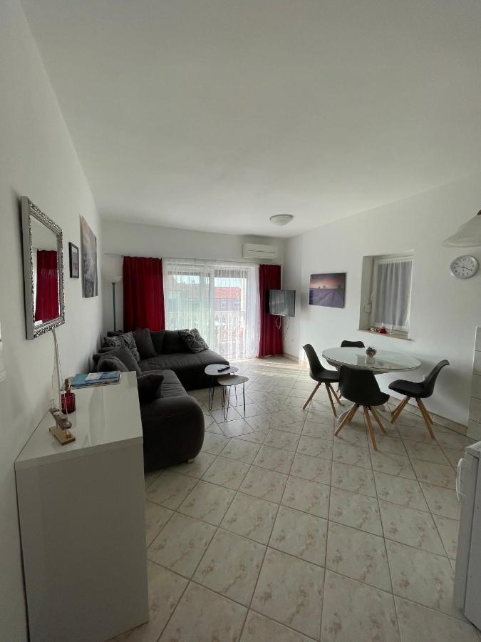 Apartment Kati Crikvenica Esterno foto