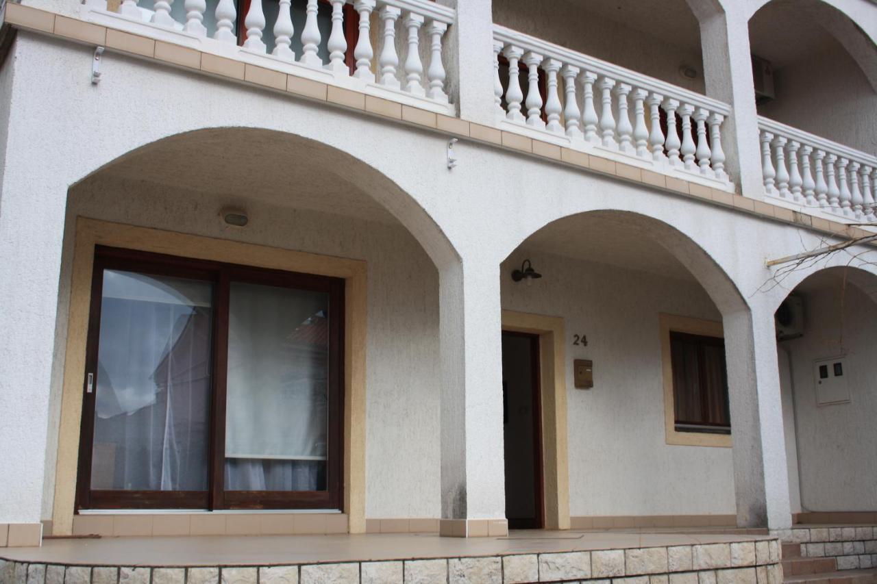 Apartment Kati Crikvenica Esterno foto